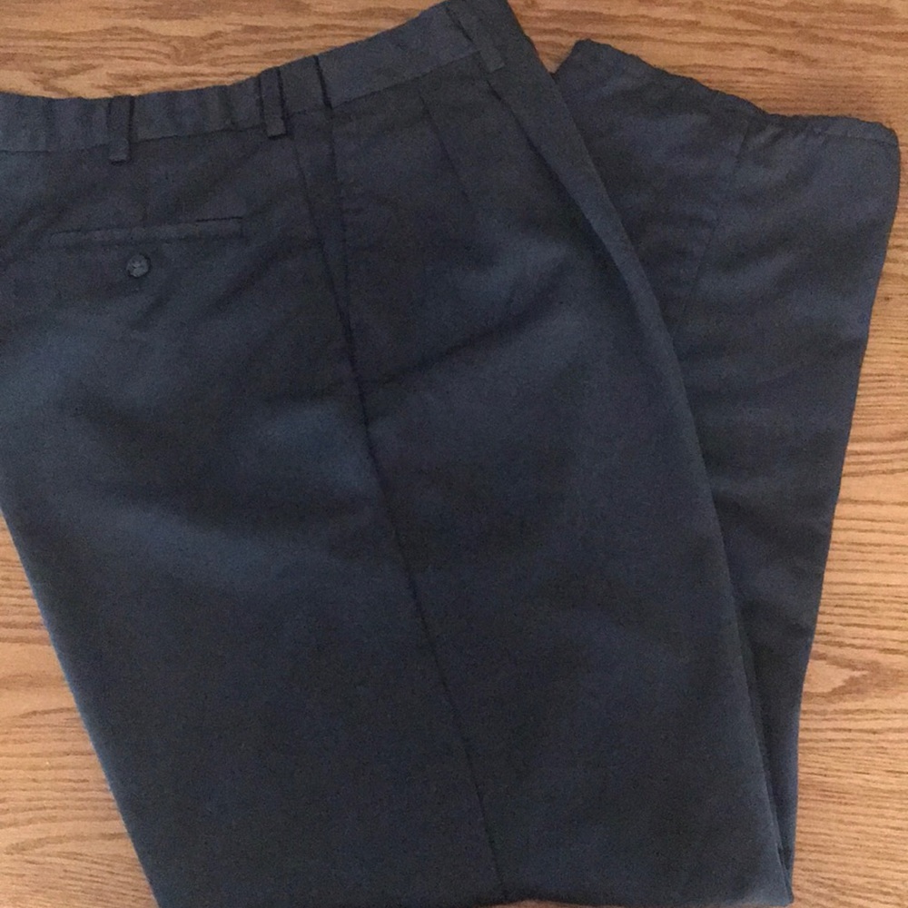 Pants Men's Pleated  Dress sz 38x32 by Farrah